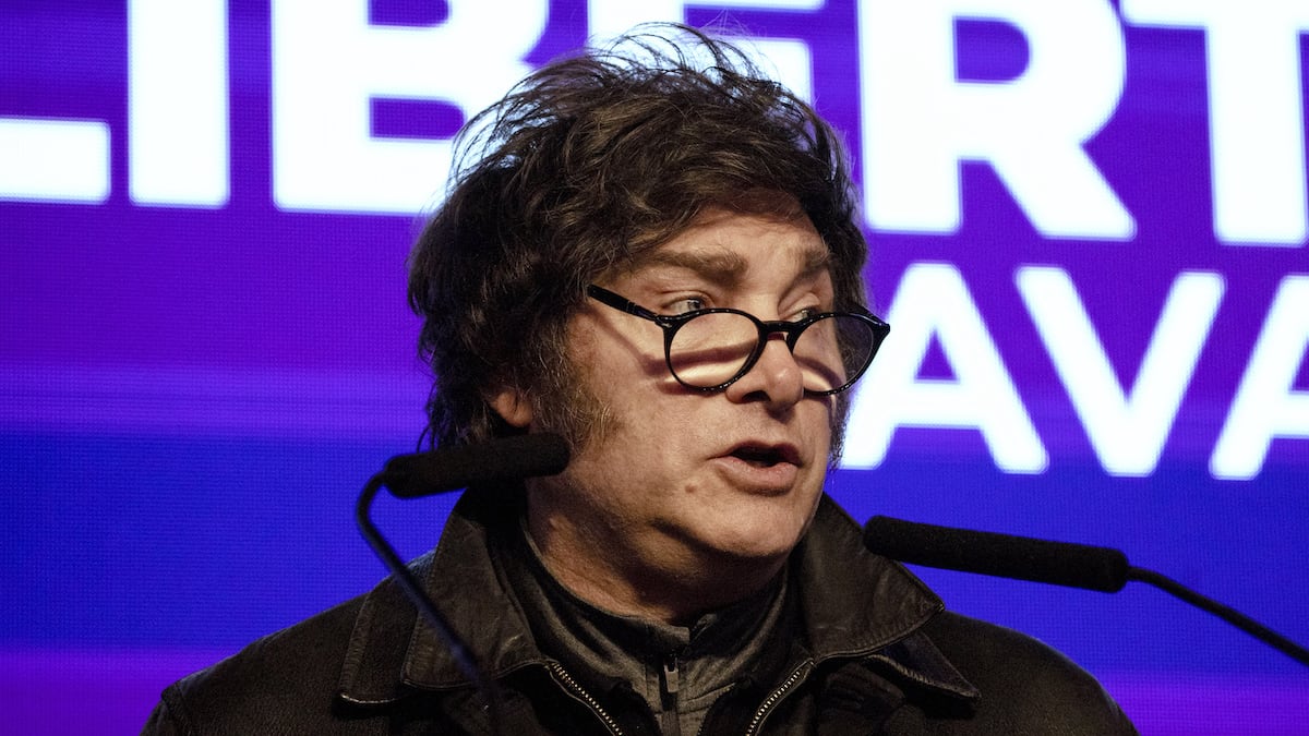 Milei dice al Telegraph que será el primer presidente argentino en visitar Londres desde 1998