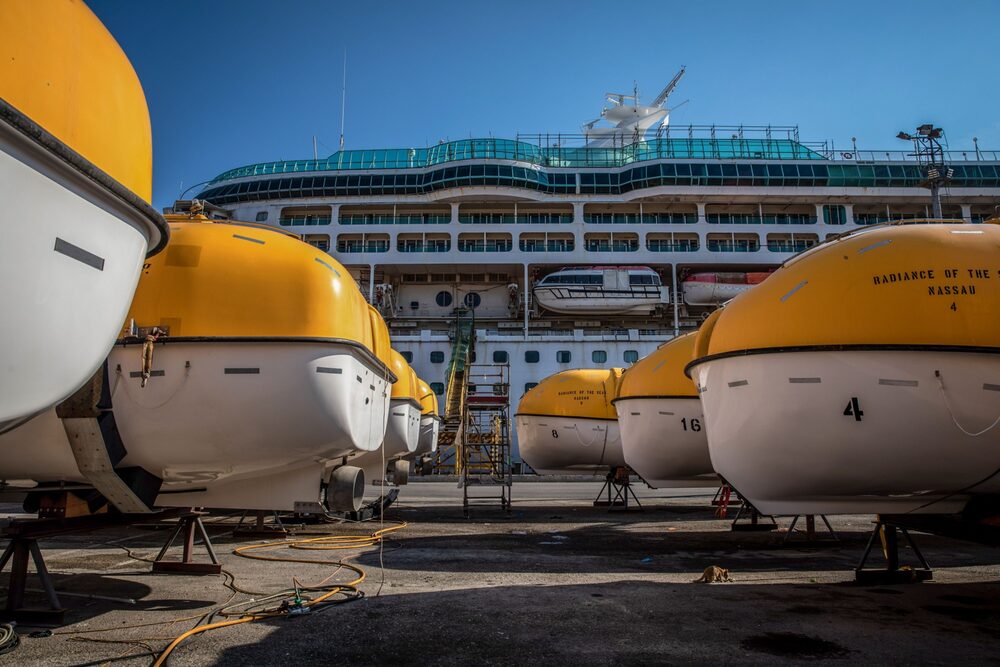 Royal Caribbeans Radiance of the Seas. Photographer: Angel Garcia/Bloomberg Royal Caribbeans Radiance of the Seas. Photographer: Angel Garcia/Bloomberg