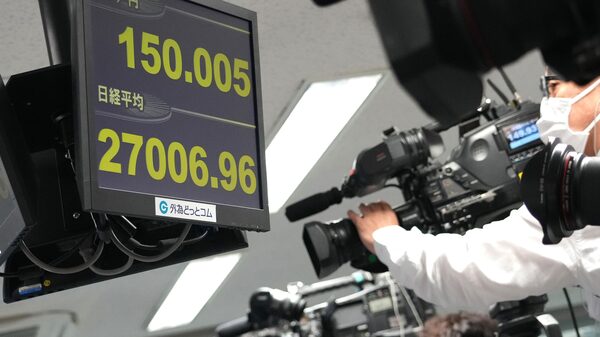 Yen rompe nivel clave de 150 por dólar y cae a su nivel más bajo en más de 30 años Yen rompe nivel clave de 150 por dólar y cae a su nivel más bajo en más de 30 años