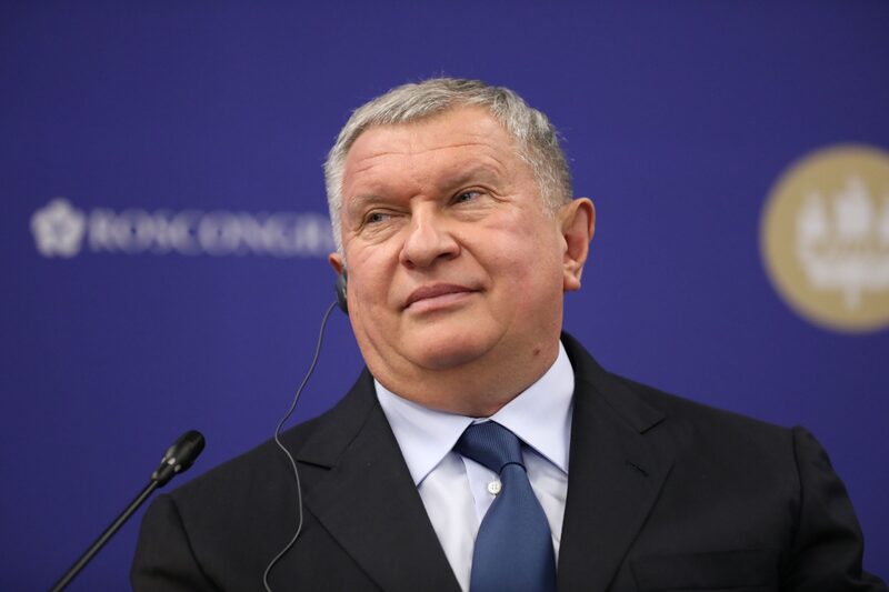 Igor Sechin no dia de abertura do Fórum Econômico Internacional de São Petersburgo, em 2019 Igor Sechin no dia de abertura do Fórum Econômico Internacional de São Petersburgo, em 2019