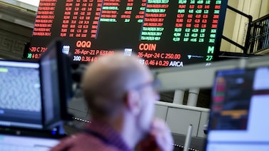 Las acciones asiáticas siguen la caída de Wall Street tras el dato de inflación en EE.UU. Las acciones asiáticas siguen la caída de Wall Street tras el dato de inflación en EE.UU.