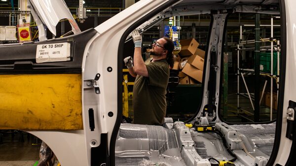 ¿Cuánto aumentarán los precios de los vehículos en EE.UU. con los aranceles de Trump? ¿Cuánto aumentarán los precios de los vehículos en EE.UU. con los aranceles de Trump?