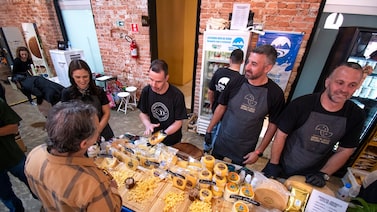 Queijo artesanal do interior de SP ganha força com projeto de pequenos produtores Queijo artesanal do interior de SP ganha força com projeto de pequenos produtores