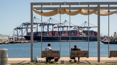 Mercados y América Latina evalúan impacto de una eventual decisión sobre aranceles Mercados y América Latina evalúan impacto de una eventual decisión sobre aranceles