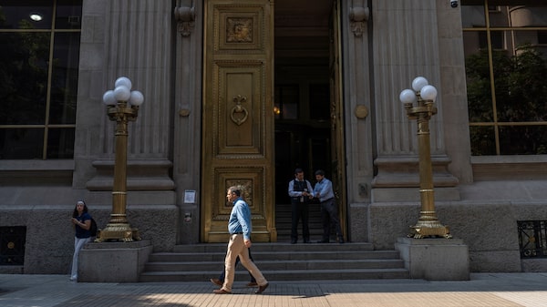 Algunos miembros del Banco Central de Chile propusieron alza de tasas en marzo: minutas Algunos miembros del Banco Central de Chile propusieron alza de tasas en marzo: minutas