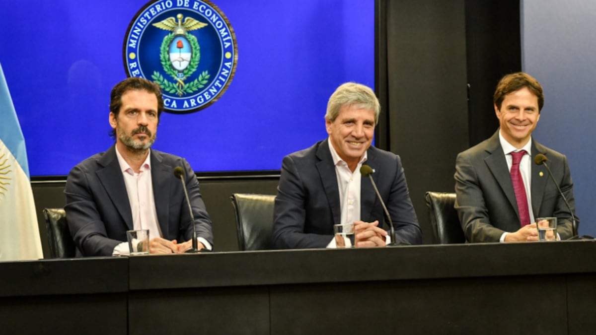 Gobierno de Milei retoma plan de $2 billones para impulsar crédito hipotecario con fondos del FGS