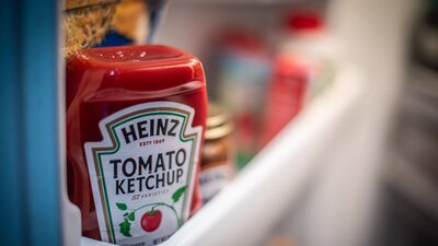 Cisão da Kraft Heinz pode colocar marcas de ketchup e salsicha sob donos diferentes Cisão da Kraft Heinz pode colocar marcas de ketchup e salsicha sob donos diferentes