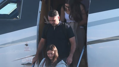 Flávio Bolsonaro llega a EE.UU. con su familia tras salir de Brasil Flávio Bolsonaro llega a EE.UU. con su familia tras salir de Brasil