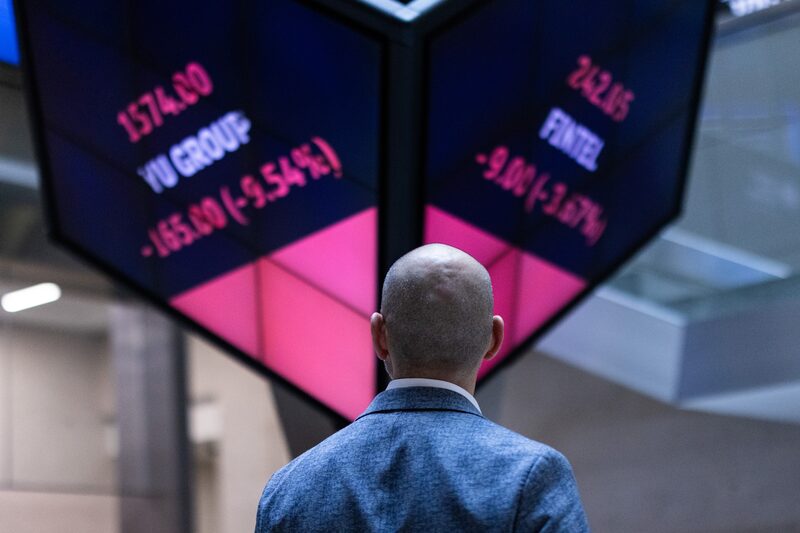 Barclays proyecta un estancamiento en los beneficios por acción (EPS) para 2025 en los activos de Europa, pero una aceleración de hasta el 8% en 2026. Barclays proyecta un estancamiento en los beneficios por acción (EPS) para 2025 en los activos de Europa, pero una aceleración de hasta el 8% en 2026.