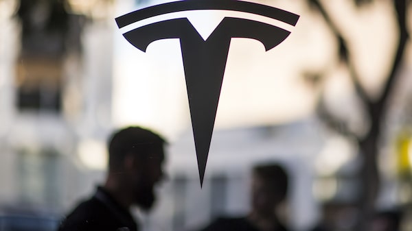 Ejecutivo clave en proyecto de robotaxi de Tesla anuncia su salida de la empresa Ejecutivo clave en proyecto de robotaxi de Tesla anuncia su salida de la empresa