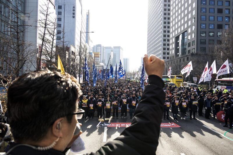 La clave de la cultura surcoreana que ayudó a derrocar al presidente Yoon Suk Yeol La clave de la cultura surcoreana que ayudó a derrocar al presidente Yoon Suk Yeol