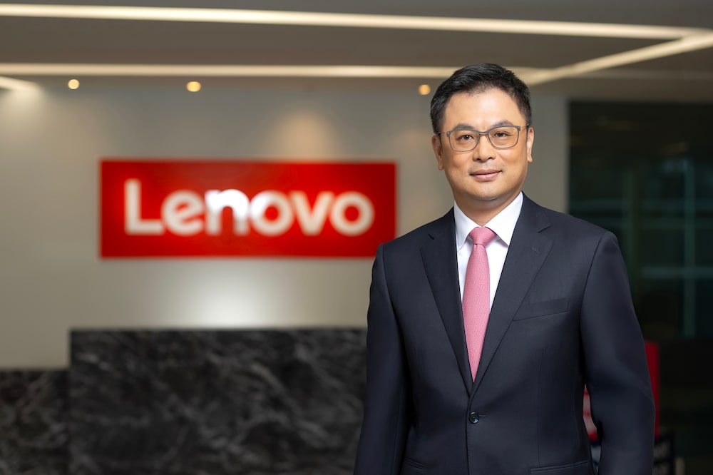 Ken Wong, vice-presidente global da Lenovo: acredito que existam muitas oportunidades no mercado brasileiro e também muitas formas de a Lenovo ajudar a acelerar a jornada de IA do país. Por isso, mais uma vez, continuamos investindo aqui Ken Wong, vice-presidente global da Lenovo: acredito que existam muitas oportunidades no mercado brasileiro e também muitas formas de a Lenovo ajudar a acelerar a jornada de IA do país. Por isso, mais uma vez, continuamos investindo aqui