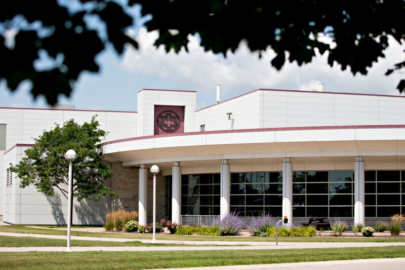 La planta de Kimberly-Clark Corp. Neenah Cold Spring se encuentra en Neenah, Wisconsin.
Fotógrafo: Daniel Acker/Bloomberg La planta de Kimberly-Clark Corp. Neenah Cold Spring se encuentra en Neenah, Wisconsin.
Fotógrafo: Daniel Acker/Bloomberg