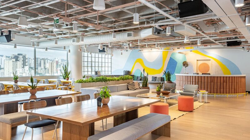 WeWork apresenta seu passaporte de acesso ilimitado que proporciona aos membros acesso a qualquer um dos 700 escritórios do mundo WeWork apresenta seu passaporte de acesso ilimitado que proporciona aos membros acesso a qualquer um dos 700 escritórios do mundo