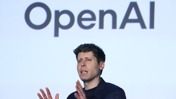 OpenAI estuda joint venture de US$ 10 bi com empresas de private equity, diz agência OpenAI estuda joint venture de US$ 10 bi com empresas de private equity, diz agência