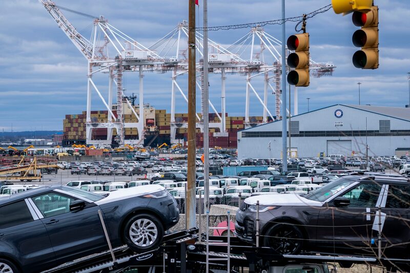 Nuevos vehículos Volvo en la Terminal Marítima de Dundalk, en el Puerto de Baltimore (Foto: Nathan Howard/Bloomberg). Nuevos vehículos Volvo en la Terminal Marítima de Dundalk, en el Puerto de Baltimore (Foto: Nathan Howard/Bloomberg).