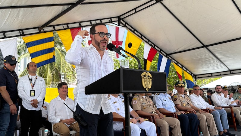 El presidente Abelardo de la Espriella durante la celebración del Día del Veterano. El presidente Abelardo de la Espriella durante la celebración del Día del Veterano.