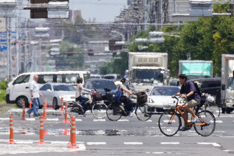 La subida del mercurio en Japón se produce mientras Norteamérica, Europa y otras partes de Asia experimentan condiciones calurosas esta semana. La subida del mercurio en Japón se produce mientras Norteamérica, Europa y otras partes de Asia experimentan condiciones calurosas esta semana.