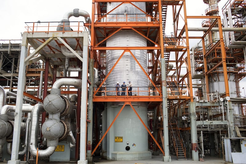 Desplome de exportaciones petroleras de Brasil y México provoca importante caída mundial. Desplome de exportaciones petroleras de Brasil y México provoca importante caída mundial.