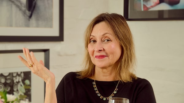 ‘Cada mesa é uma história’: como Carla Pernambuco fez do Carlota um clássico de SP ‘Cada mesa é uma história’: como Carla Pernambuco fez do Carlota um clássico de SP