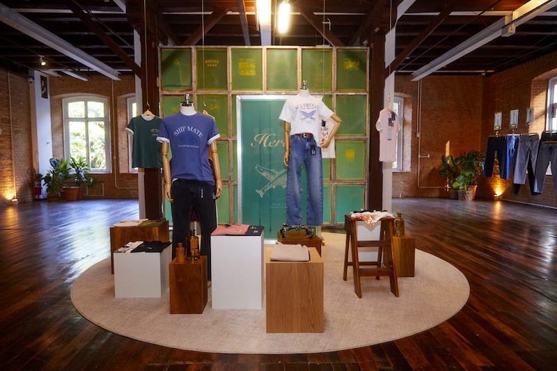 Showroom da Hering em sua sede em Blumenau, Santa Catarina, com novas coleções para o ano de 2026 (Foto: Divulgação) Showroom da Hering em sua sede em Blumenau, Santa Catarina, com novas coleções para o ano de 2026 (Foto: Divulgação)