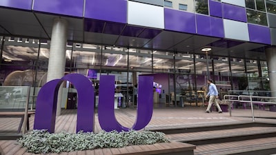 Nubank tem lucro trimestral de US$ 1 bi pela primeira vez, com avanço da rentabilidade Nubank tem lucro trimestral de US$ 1 bi pela primeira vez, com avanço da rentabilidade
