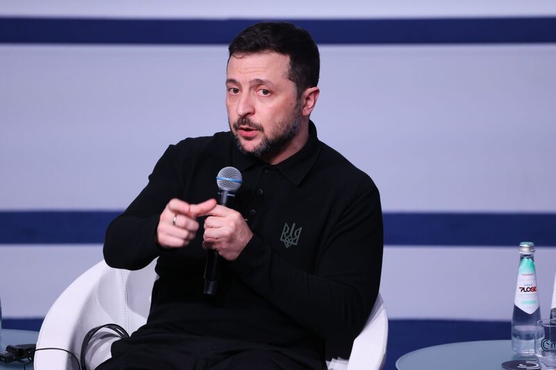 Funcionarios europeos como Kiev han dicho que las conversaciones de paz no pueden tener lugar sin Ucrania y Europa. Funcionarios europeos como Kiev han dicho que las conversaciones de paz no pueden tener lugar sin Ucrania y Europa.