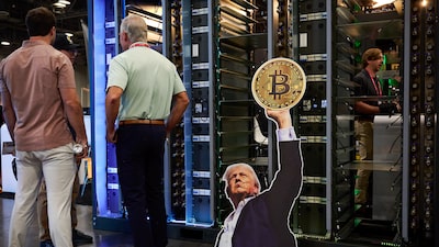 Contrato de US$95 millones para rastrear criptomonedas genera polémica sobre contrataciones de Trump Contrato de US$95 millones para rastrear criptomonedas genera polémica sobre contrataciones de Trump