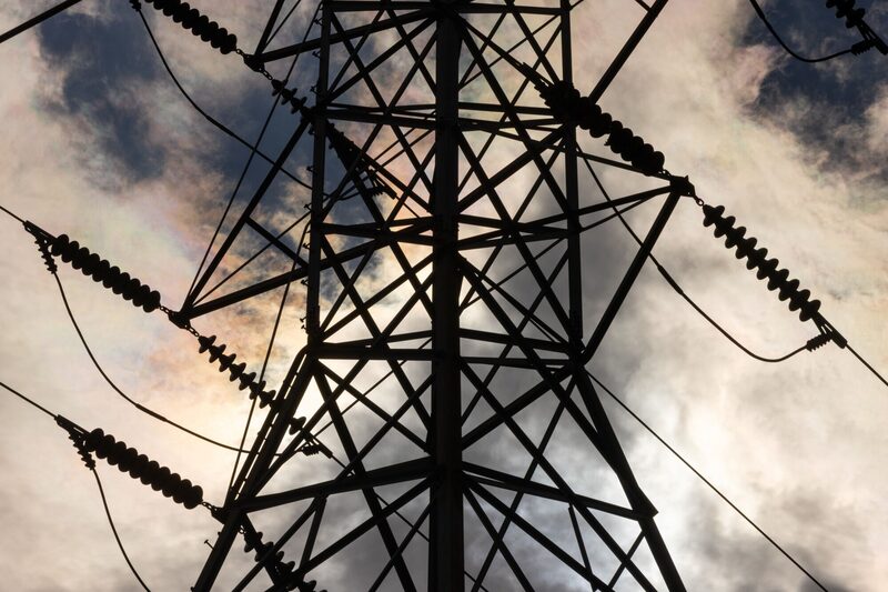 El sol detrás de las líneas de transmisión eléctrica durante las altas temperaturas registradas en Columbia, Carolina del Sur (EE. UU.), el lunes 28 de julio de 2025. El sol detrás de las líneas de transmisión eléctrica durante las altas temperaturas registradas en Columbia, Carolina del Sur (EE. UU.), el lunes 28 de julio de 2025.