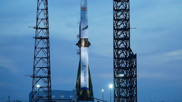 Blue Origin lanza el cohete New Glenn, pero sufre un problema al desplegar la nave Blue Origin lanza el cohete New Glenn, pero sufre un problema al desplegar la nave