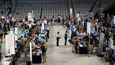 Solicitudes de subsidio de desempleo EE.UU. caen y reflejan un bajo nivel de despidos Solicitudes de subsidio de desempleo EE.UU. caen y reflejan un bajo nivel de despidos