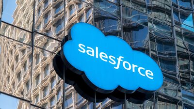 Mudança de estratégia? Após demitir 10% da equipe, Salesforce contrata 3.300 pessoas Mudança de estratégia? Após demitir 10% da equipe, Salesforce contrata 3.300 pessoas