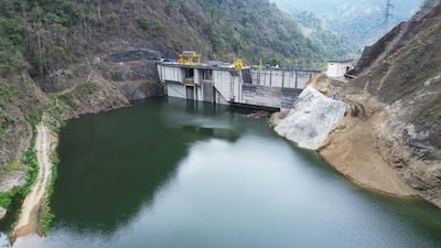 Ecuador se debate entre su gran potencial energético y un sistema atado a subsidios Ecuador se debate entre su gran potencial energético y un sistema atado a subsidios