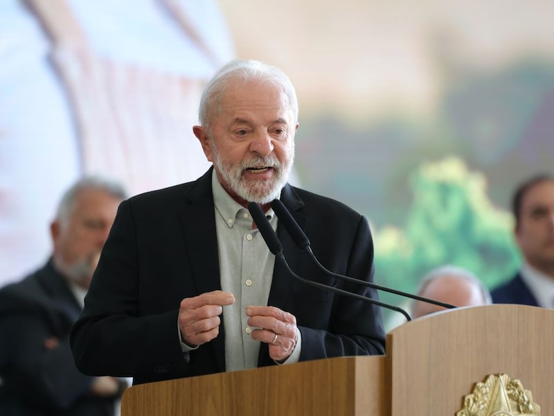 Brasília (DF) 30/06/2025 O presidente Luiz Inácio Lula da Silva, acompanhado dos ministros do Desenvolvimento, Indústria, Comércio e Serviços, Geraldo Alckmin, da Fazenda, Fernando Haddad e da Agricultura Familiar, Paulo Teixeira, participa da cerimônia de lançamento do Plano Safra da Agricultura Familiar 2025/2026. Foto: Fabio Rodrigues-Pozzebom/ Agência Brasil Brasília (DF) 30/06/2025 O presidente Luiz Inácio Lula da Silva, acompanhado dos ministros do Desenvolvimento, Indústria, Comércio e Serviços, Geraldo Alckmin, da Fazenda, Fernando Haddad e da Agricultura Familiar, Paulo Teixeira, participa da cerimônia de lançamento do Plano Safra da Agricultura Familiar 2025/2026. Foto: Fabio Rodrigues-Pozzebom/ Agência Brasil