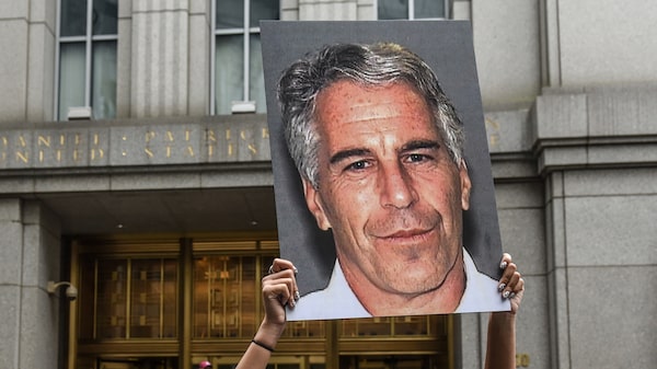 Un juez divulga la presunta nota de suicidio de Jeffrey Epstein encontrada en prisión Un juez divulga la presunta nota de suicidio de Jeffrey Epstein encontrada en prisión