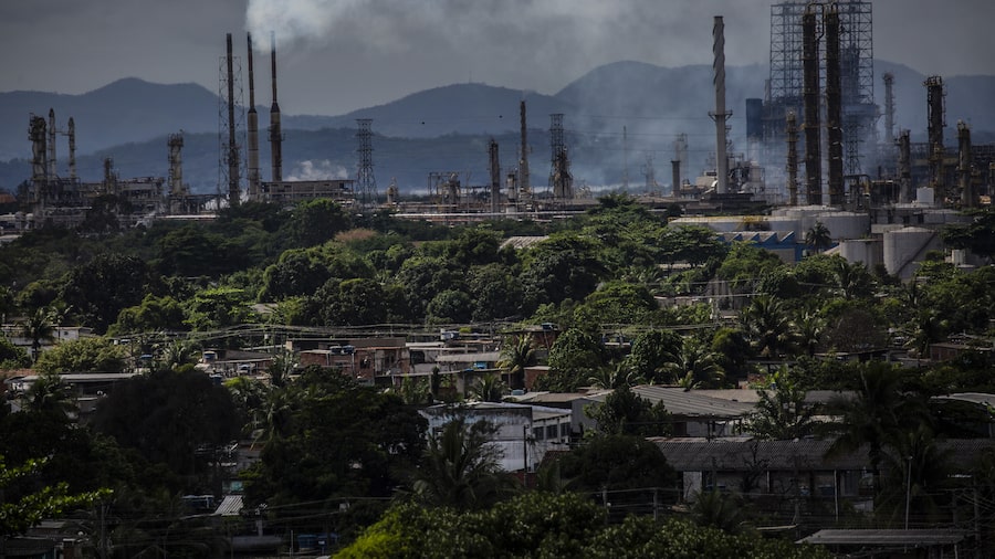 Escassez global de diesel pressiona a Petrobras às vésperas da eleição Escassez global de diesel pressiona a Petrobras às vésperas da eleição