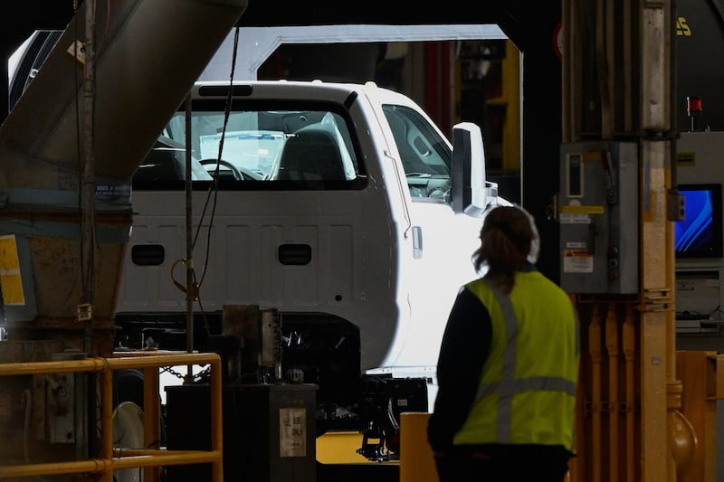 La cadena de montaje de la planta de Ford en Sheffield Lake, Ohio. Fotógrafo: Dustin Franz/Bloomberg La cadena de montaje de la planta de Ford en Sheffield Lake, Ohio. Fotógrafo: Dustin Franz/Bloomberg