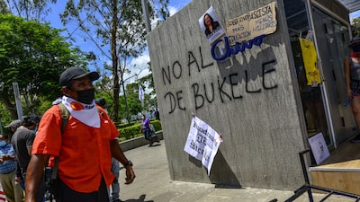 Extensión sorpresa de asueto por Independencia en El Salvador afecta a empresas: ANEP Extensión sorpresa de asueto por Independencia en El Salvador afecta a empresas: ANEP