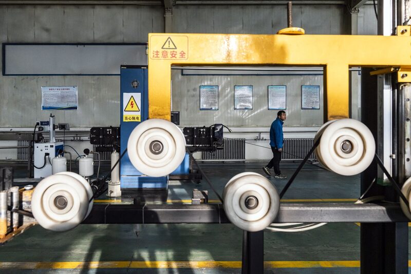 China plantea recortes de tasas e incentivos para contrarrestar el golpe arancelario de Trump. China plantea recortes de tasas e incentivos para contrarrestar el golpe arancelario de Trump.