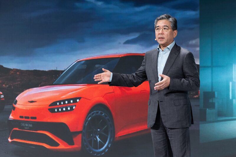 Jaehoon Chang speaks during the company's Investor Day. Photographer: SeongJoon Cho/Bloomberg Jaehoon Chang speaks during the company's Investor Day. Photographer: SeongJoon Cho/Bloomberg