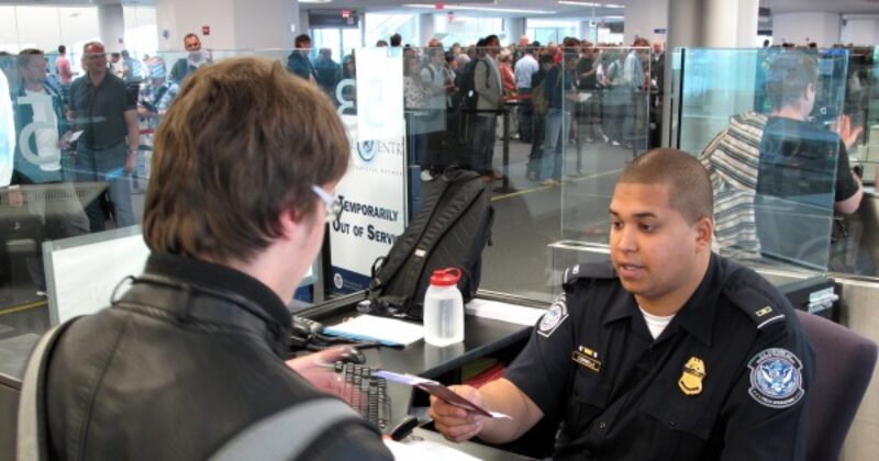 El gigante norteamericano recibe migrantes de todo el mundo. El gigante norteamericano recibe migrantes de todo el mundo.