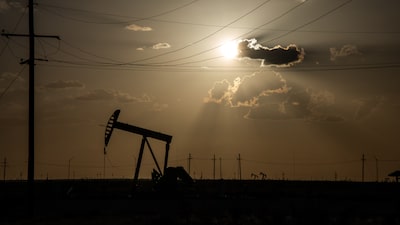 Petróleo Brent supera los US$102 y el conflicto con Irán amenaza con prolongar el alza Petróleo Brent supera los US$102 y el conflicto con Irán amenaza con prolongar el alza