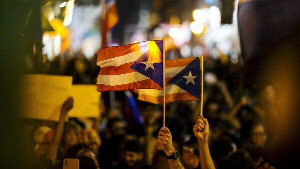 Fire at Puerto Rico Power Plant Plunges Island into Darkness Fire at Puerto Rico Power Plant Plunges Island into Darkness