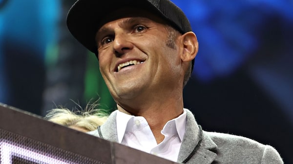 Twitter mantendrá a Durban en directorio pese a voto de accionistas Twitter mantendrá a Durban en directorio pese a voto de accionistas