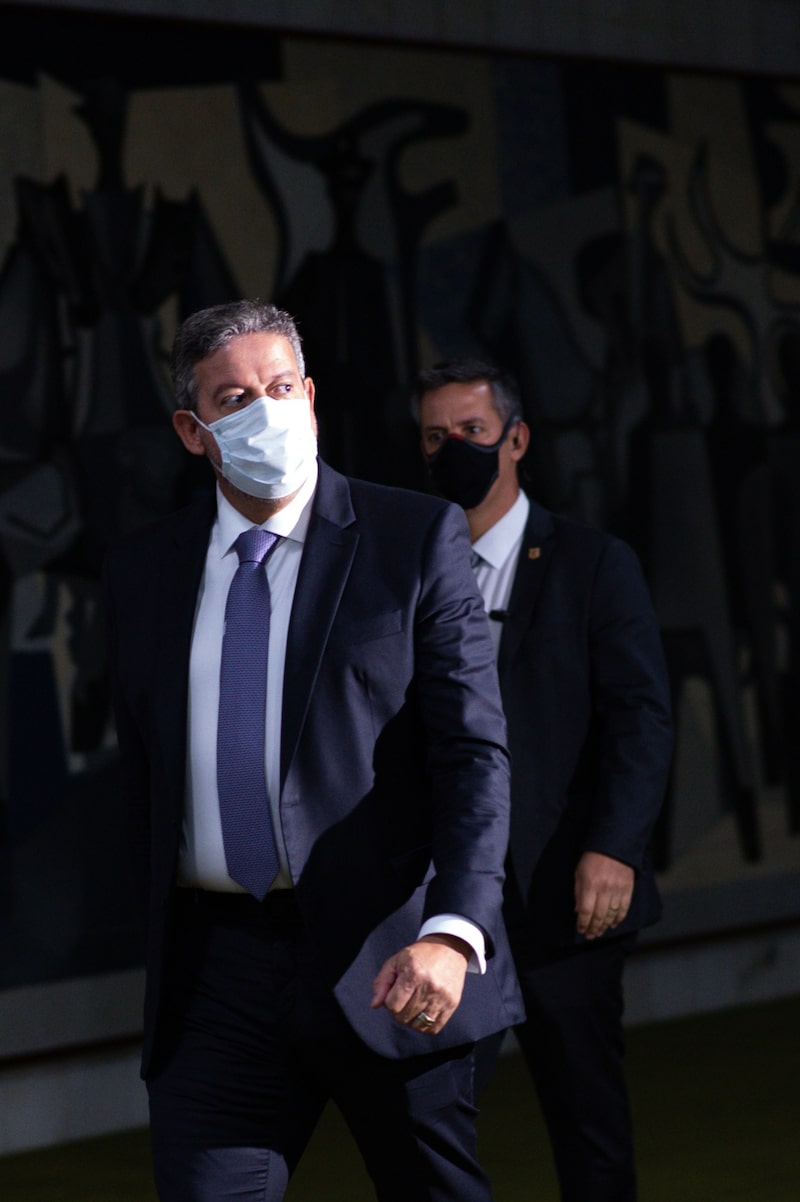 Presidente da Câmara, Arthur Lira, diz que "alíquota de 20% deve ser mantida" Presidente da Câmara, Arthur Lira, diz que "alíquota de 20% deve ser mantida"