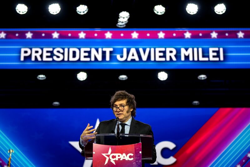 Milei elige una conferencia pro-Bolsonaro y no verá a Lula en su primer viaje a Brasil Milei elige una conferencia pro-Bolsonaro y no verá a Lula en su primer viaje a Brasil