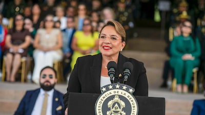 Presidenta de Honduras ordena nuevo escrutinio de las elecciones y pide reunirse con Trump Presidenta de Honduras ordena nuevo escrutinio de las elecciones y pide reunirse con Trump