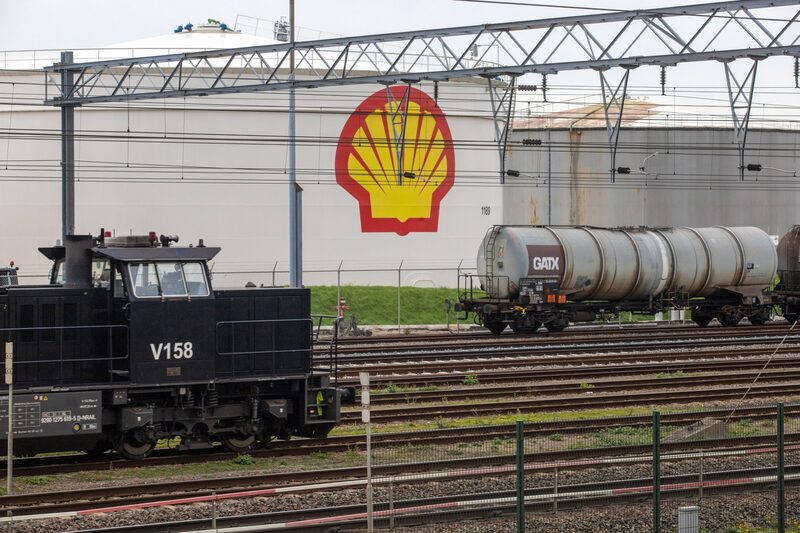 Shell promove mudanças em sua estrutura em busca de ganho de eficiência na operação (Peter Boer/Bloomberg) Shell promove mudanças em sua estrutura em busca de ganho de eficiência na operação (Peter Boer/Bloomberg)