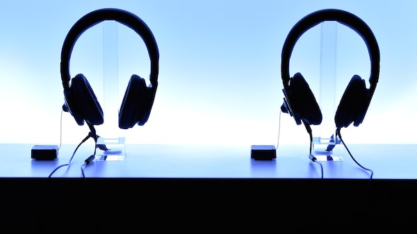 Suno lanza v6, sus nuevos modelos de IA desarrollados con Warner Music y BMG Suno lanza v6, sus nuevos modelos de IA desarrollados con Warner Music y BMG
