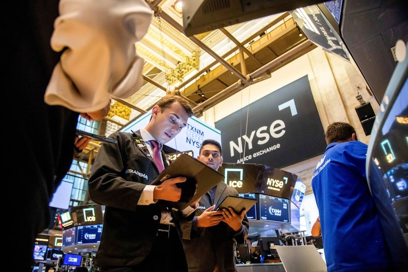 En Asia, los responsables políticos de Indonesia y Tailandia se inclinan por mantener sin cambios las tasas de interés el miércoles. En Asia, los responsables políticos de Indonesia y Tailandia se inclinan por mantener sin cambios las tasas de interés el miércoles.